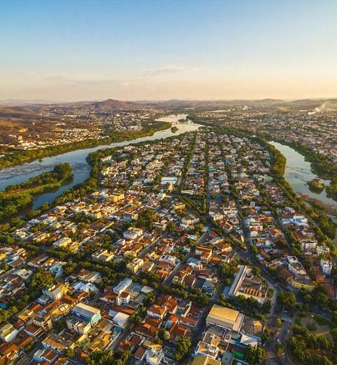 Vista aérea da Ilha dos Araújos em Governador Valadares